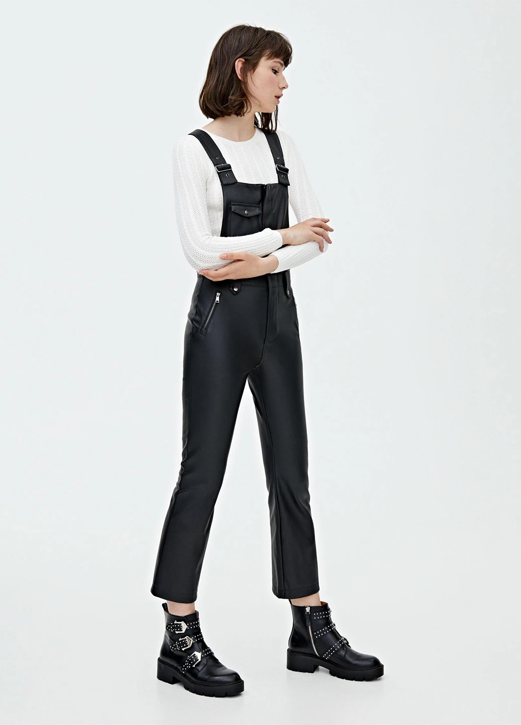 Комбинезон Pull & Bear комбинезон-брюки однотонный чёрный кэжуал искусственная кожа