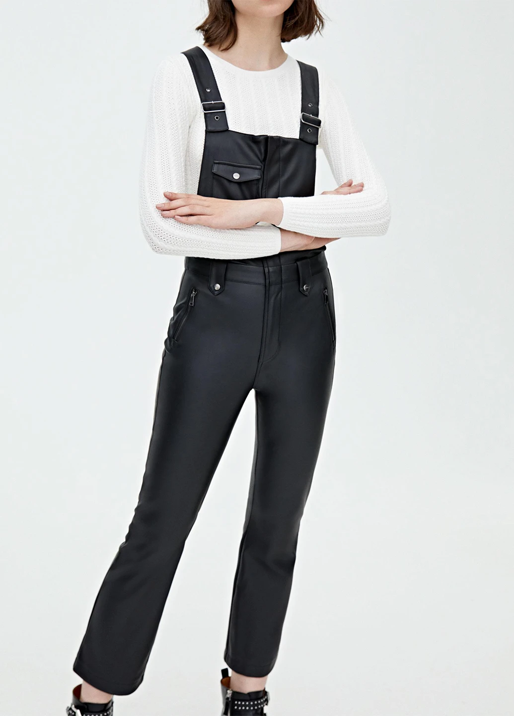 Комбинезон Pull & Bear комбинезон-брюки однотонный чёрный кэжуал искусственная кожа