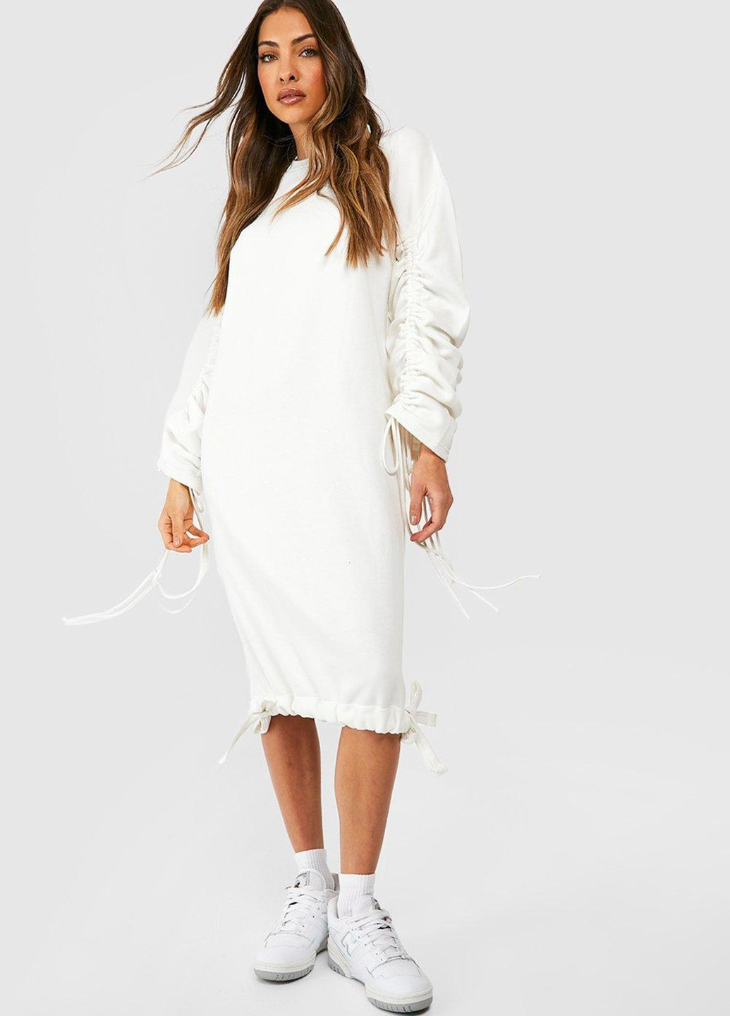 Молочное кэжуал платье платье-свитшот Boohoo однотонное