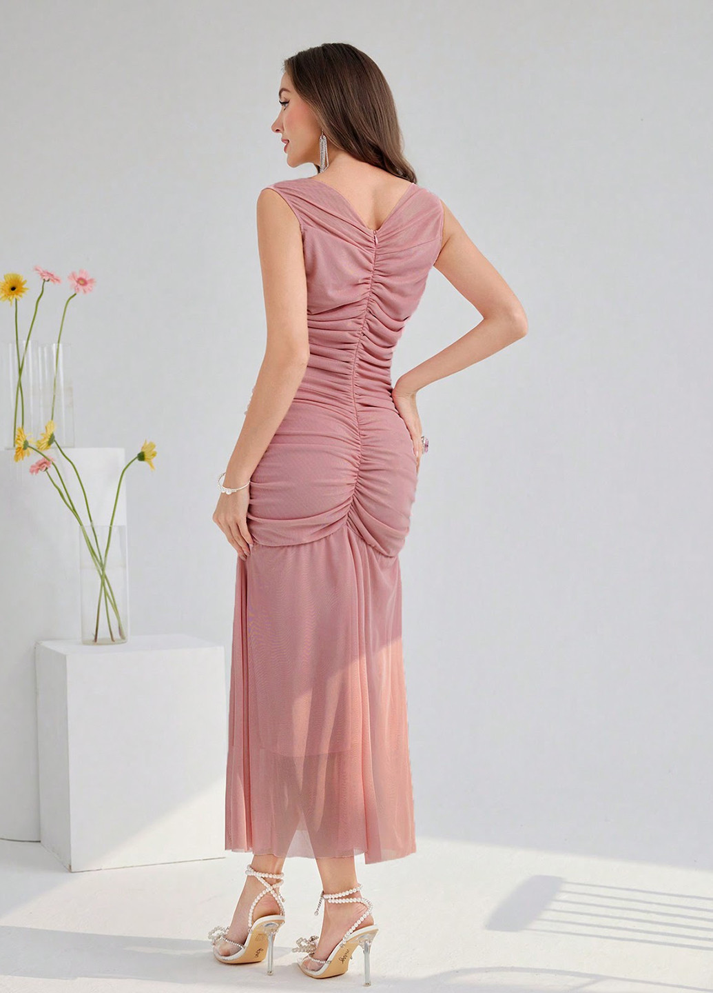 Пудрова вечірня сукня годе SHEIN однотонна