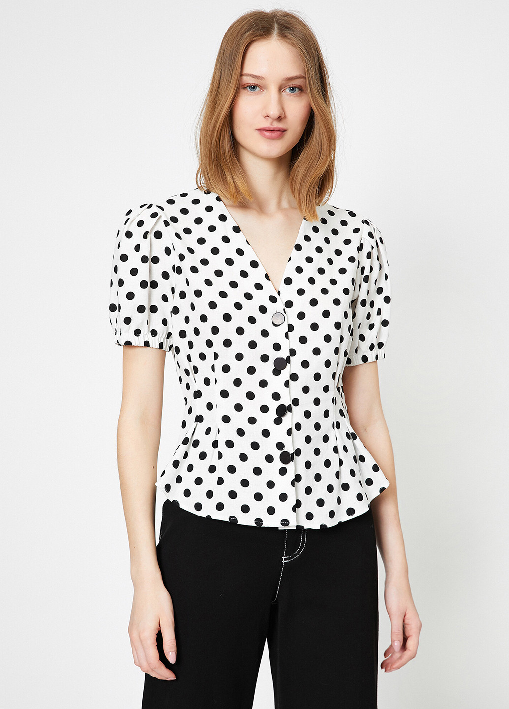 Черно-белая летняя блуза KOTON