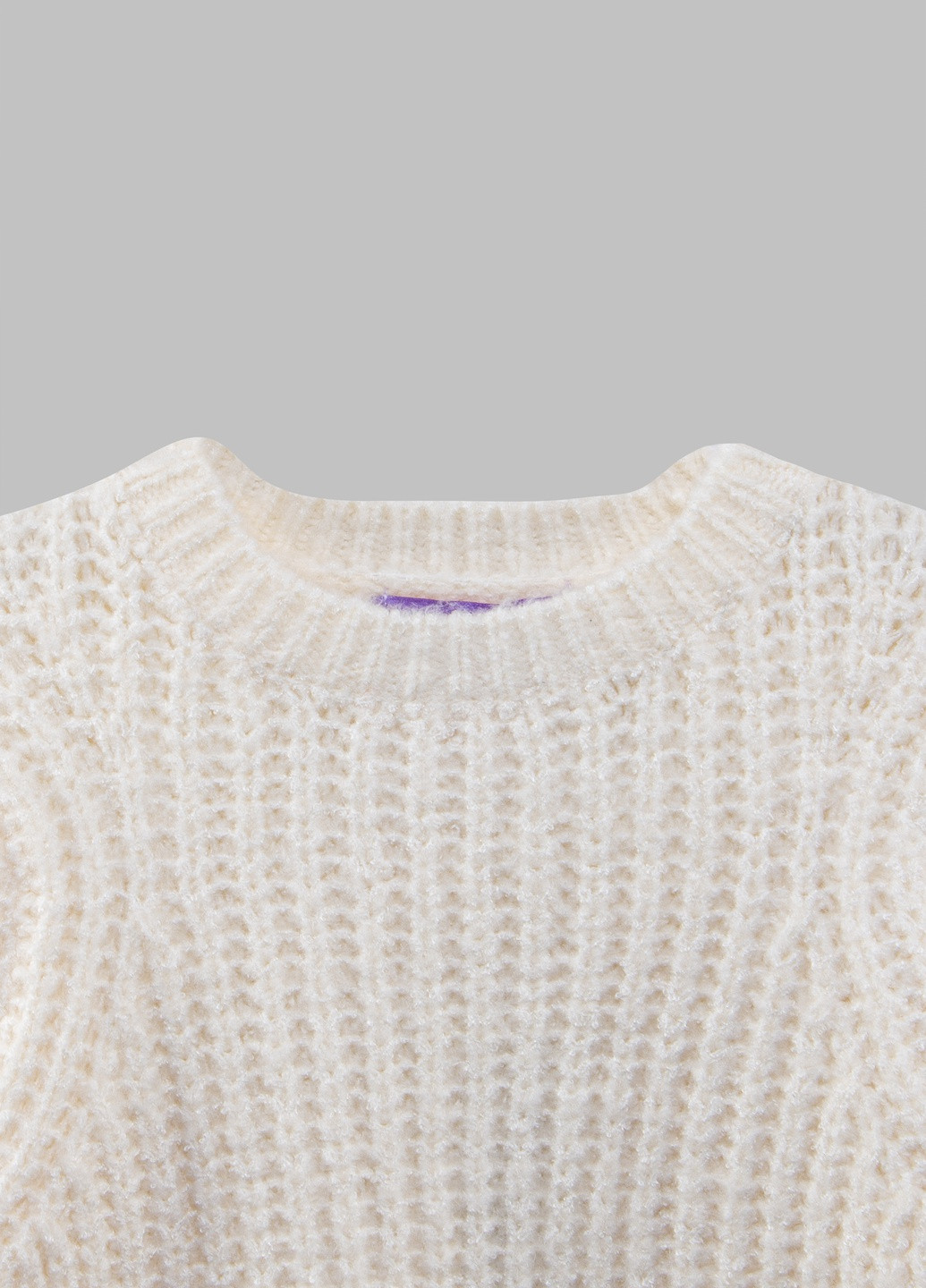 Белый зимний свитер myMO