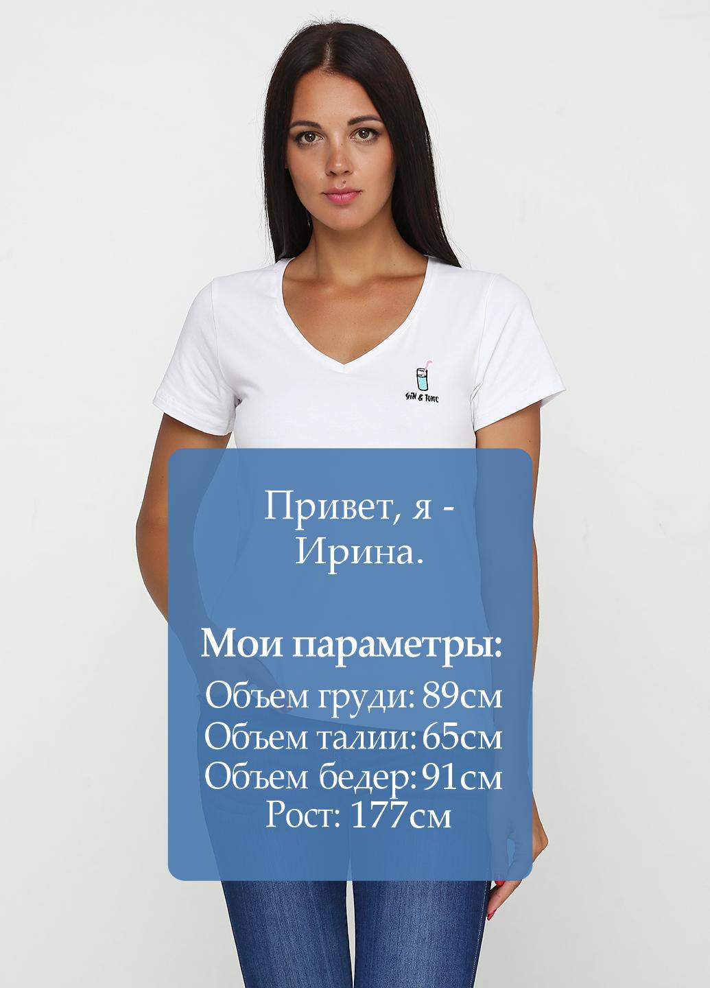 Белая летняя футболка MAKSYMIV