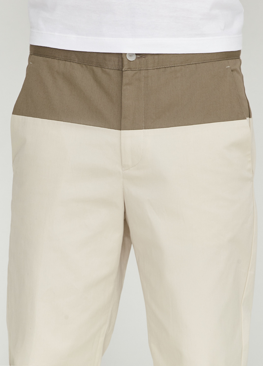 Бежевые кэжуал демисезонные со средней талией брюки Emporio Armani