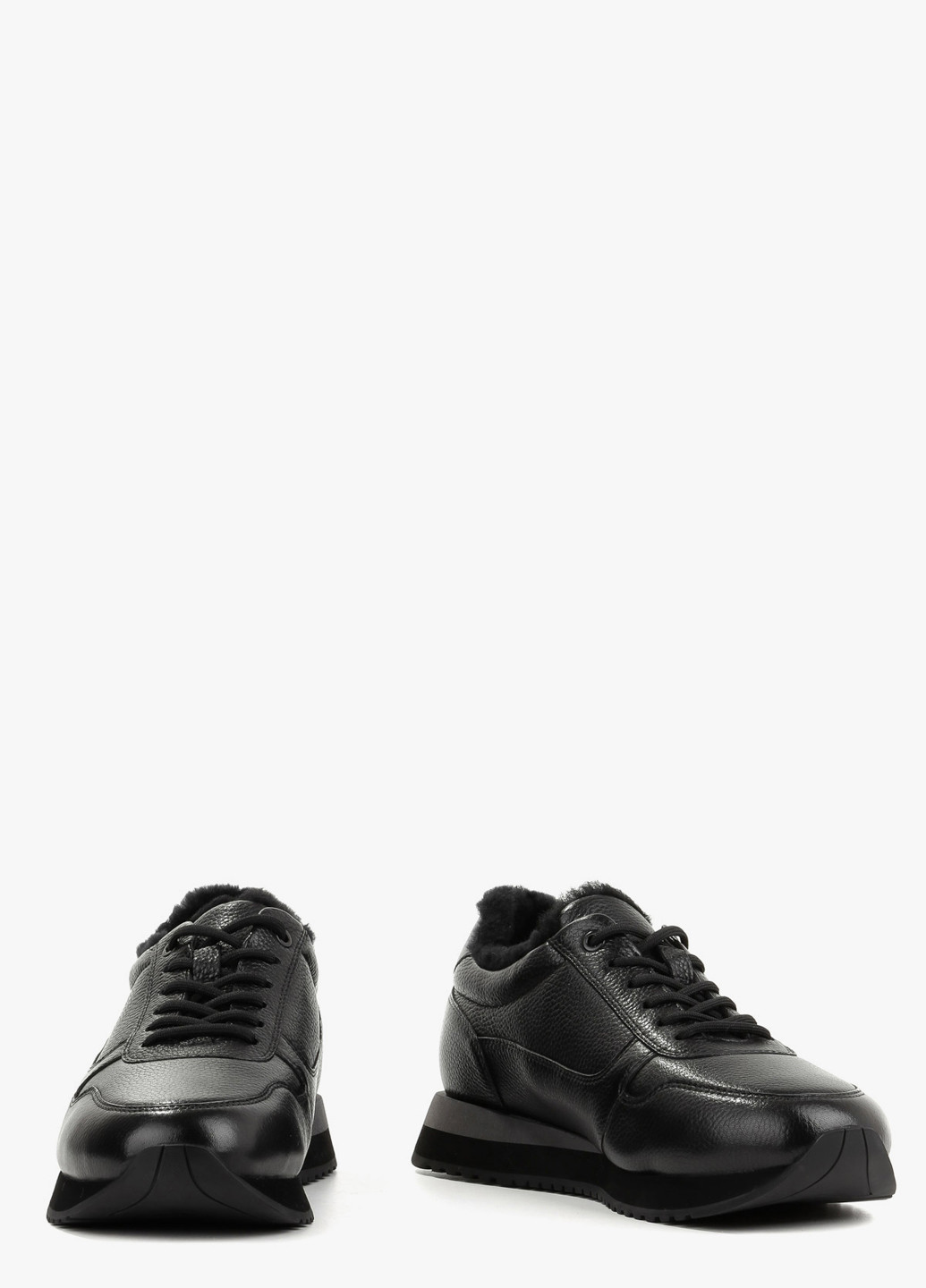 Черные зимние кроссовки Le'BERDES