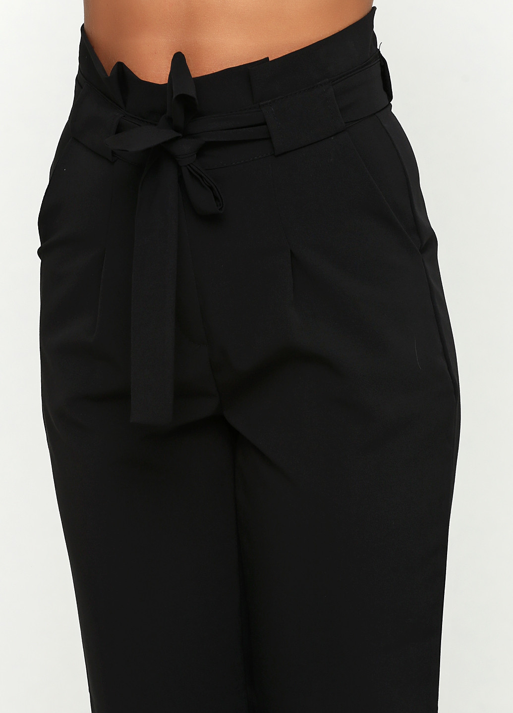 Черные кэжуал демисезонные зауженные брюки Dorkini