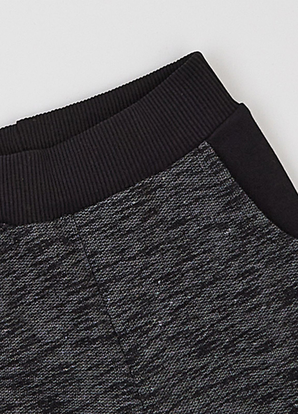 Черный демисезонный костюм (свитшот, брюки) брючный Ляля