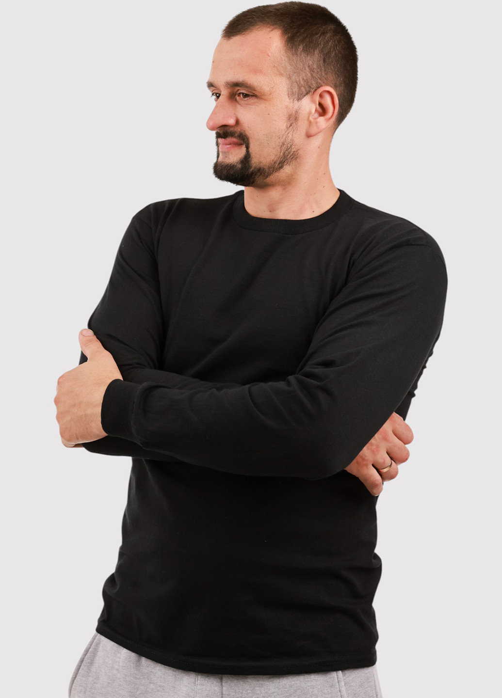 Черный демисезонный кэжуал лонгслив Gildan однотонный