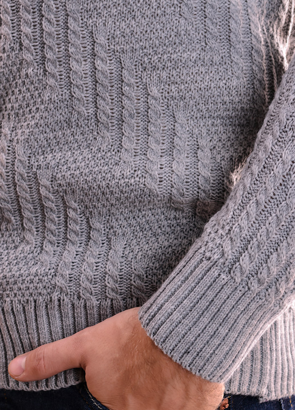 Серый демисезонный пуловер пуловер SVTR
