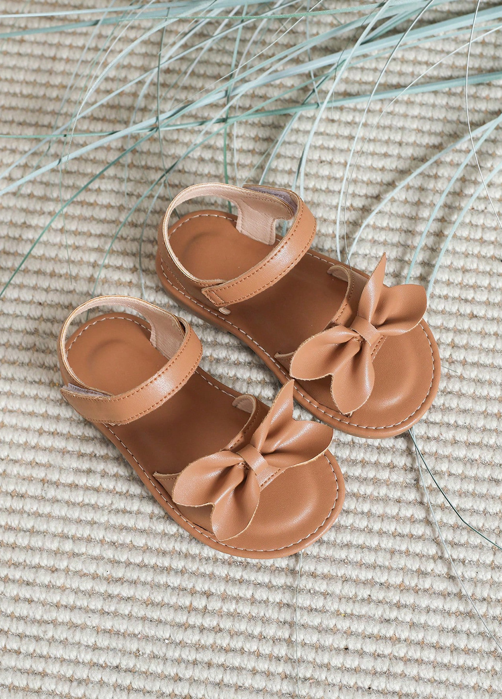 Светло-коричневые кэжуал сандалии SHEIN на липучке