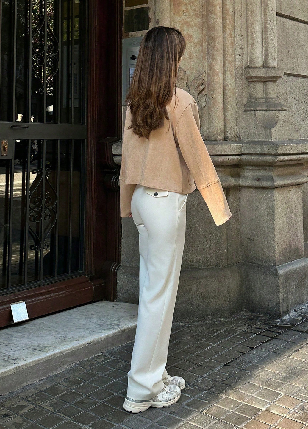 Светло-бежевая демисезонная куртка куртка-пиджак SHEIN