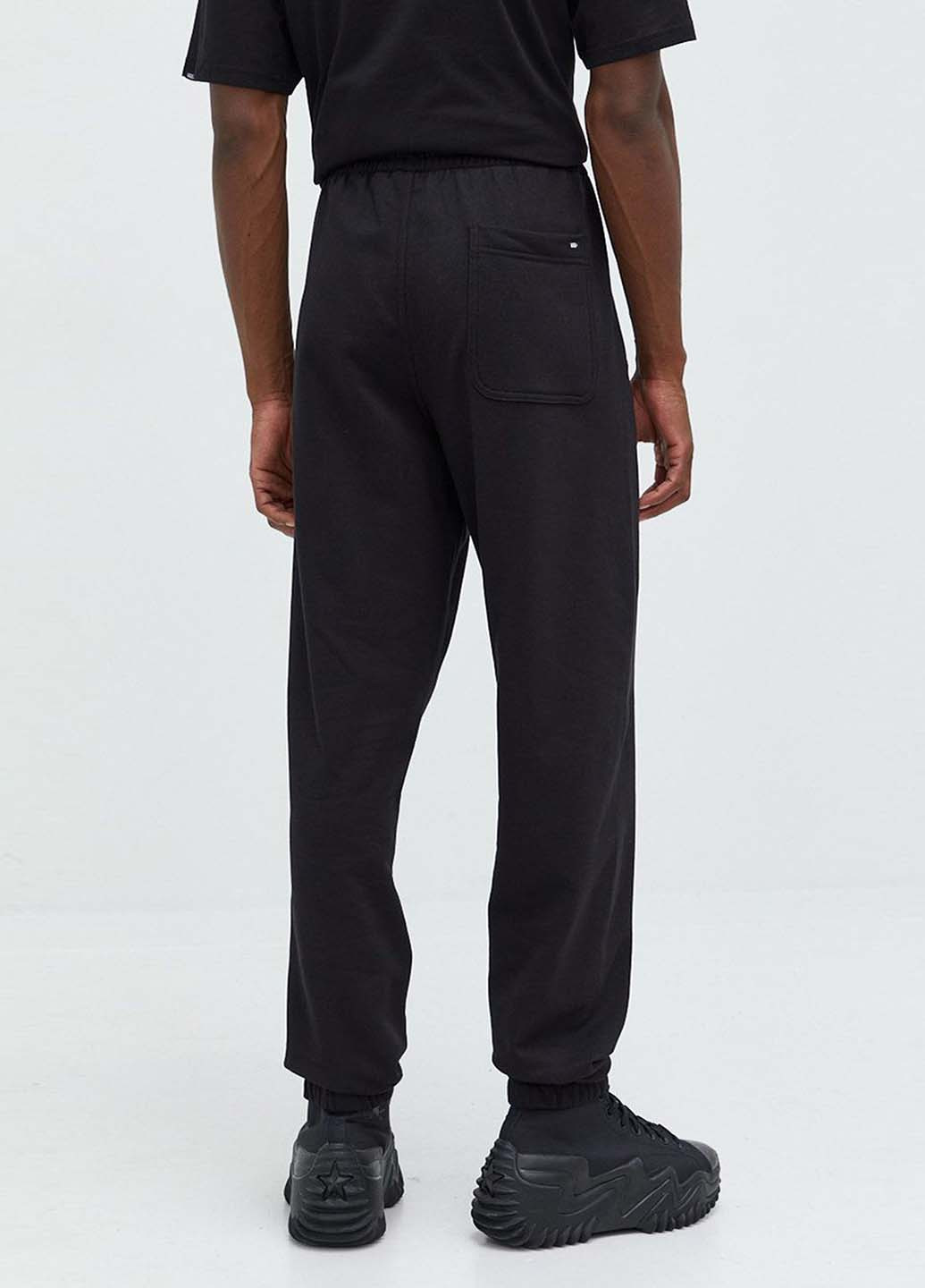 Черные спортивные демисезонные джоггеры брюки Vans