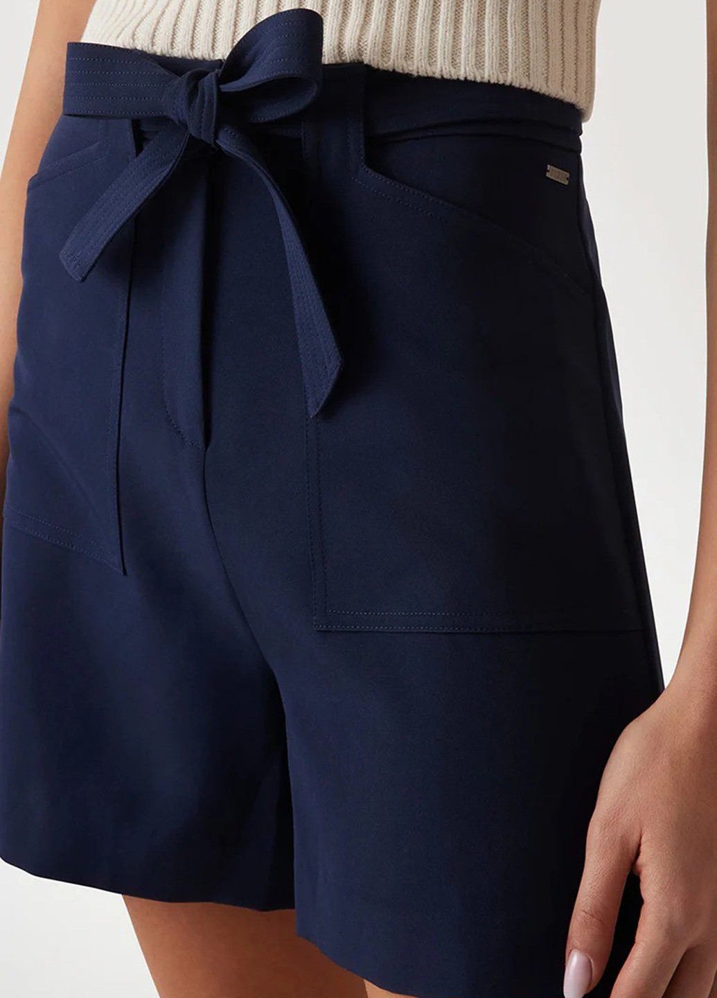 Шорти Guess (369741273)