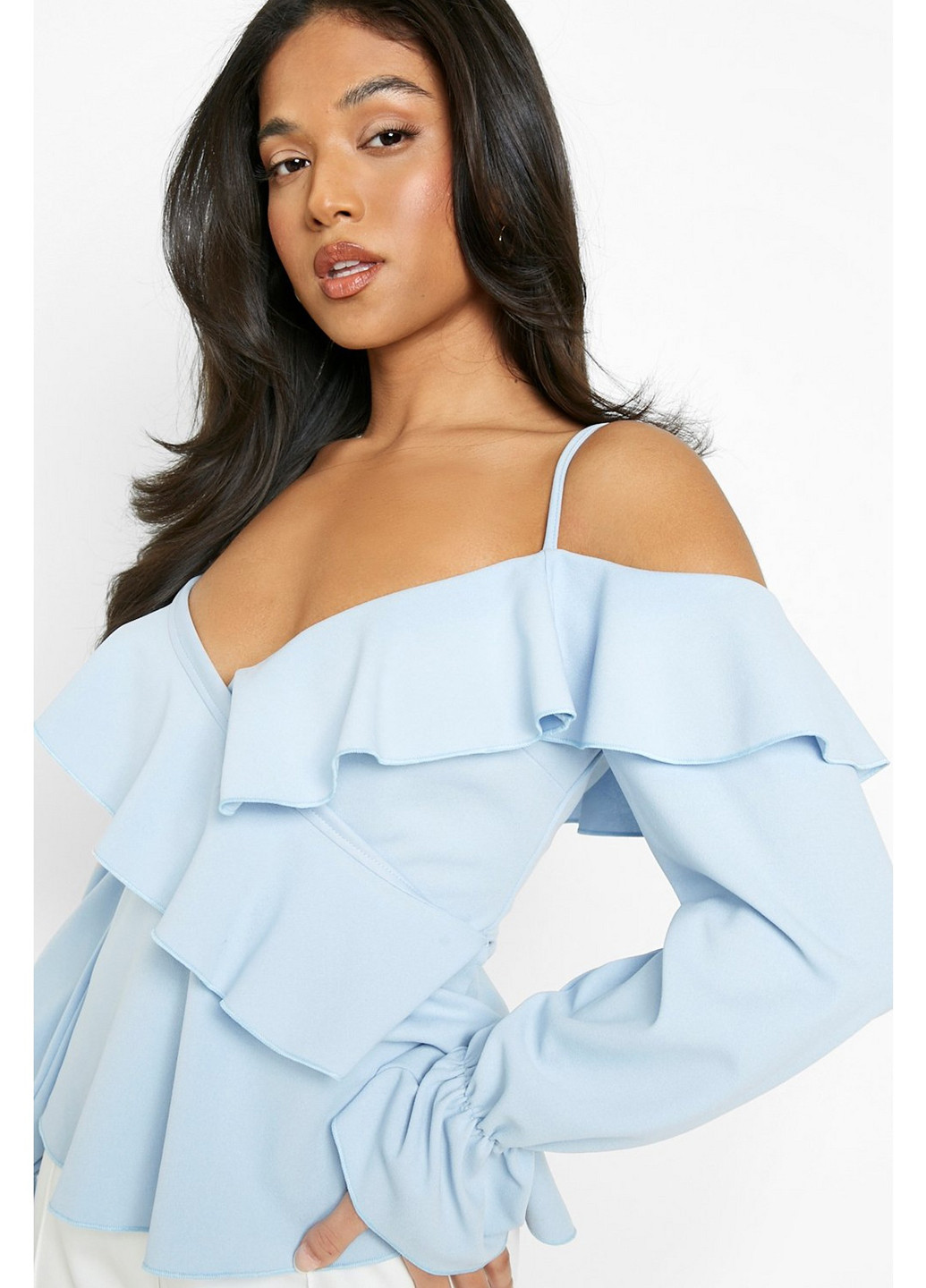 Світло-блакитна блуза на запах, з баскою Boohoo