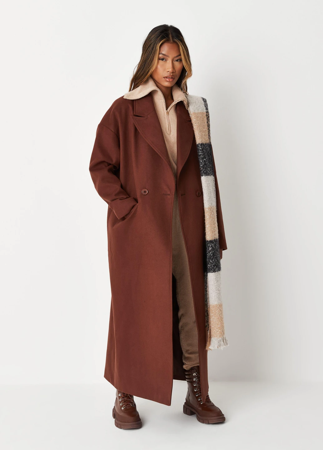 Коричневе демісезонне Пальто двобортне Missguided