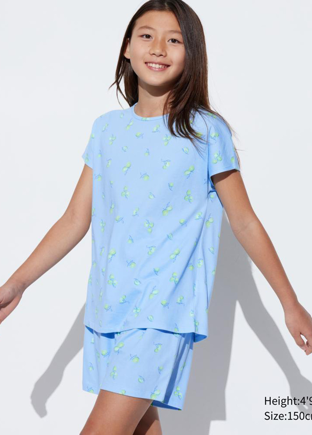 Голубой демисезонный костюм (футболка, шорты) с шортами Uniqlo