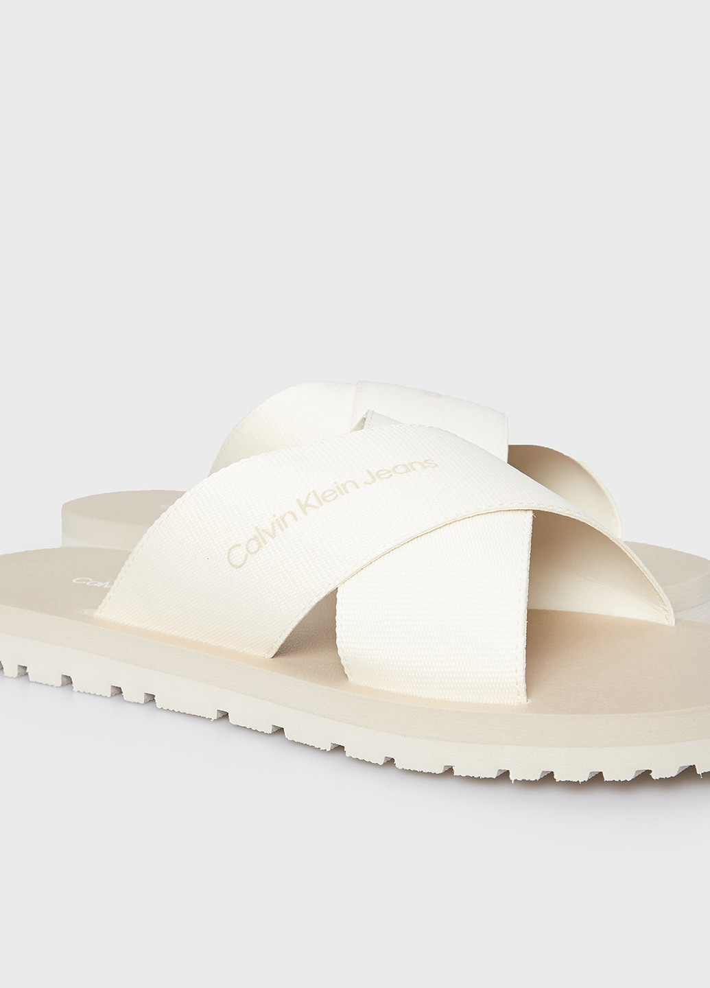 Белые кэжуал, пляжные шлепанцы Calvin Klein Jeans