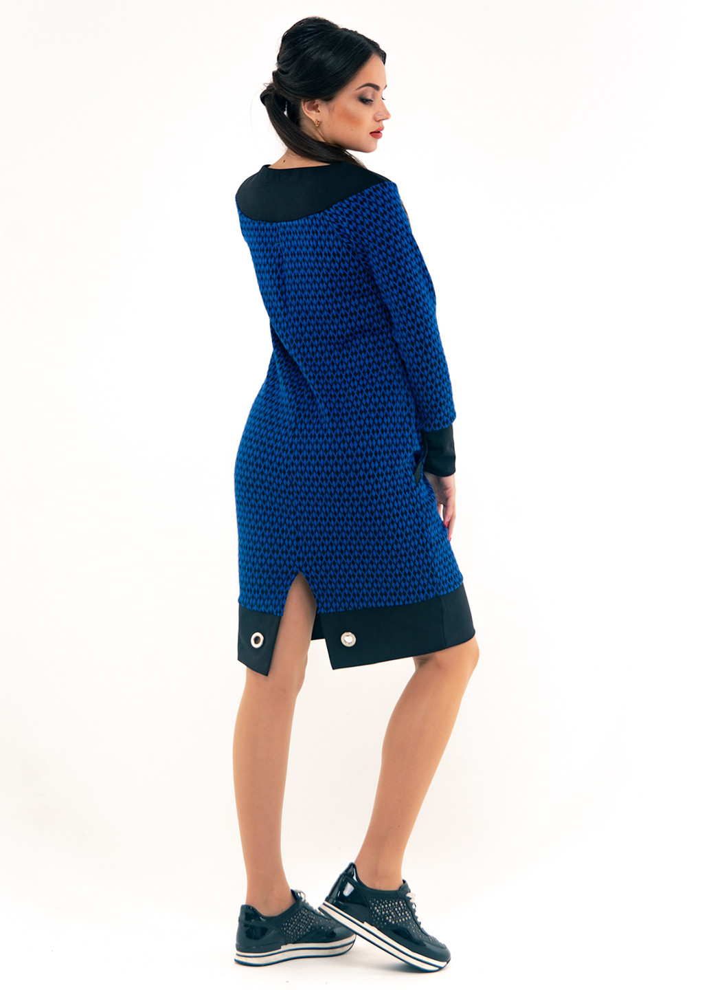 Темно-синее кэжуал платье Alpama с геометрическим узором