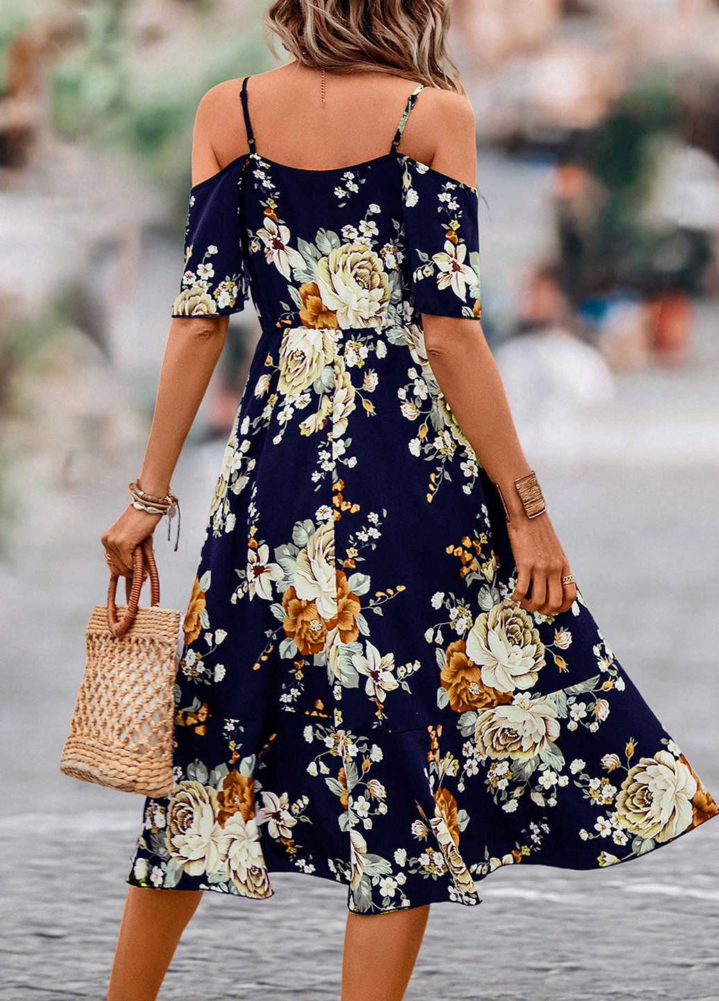 Темно-синее кэжуал платье с открытыми плечами SHEIN с цветочным принтом