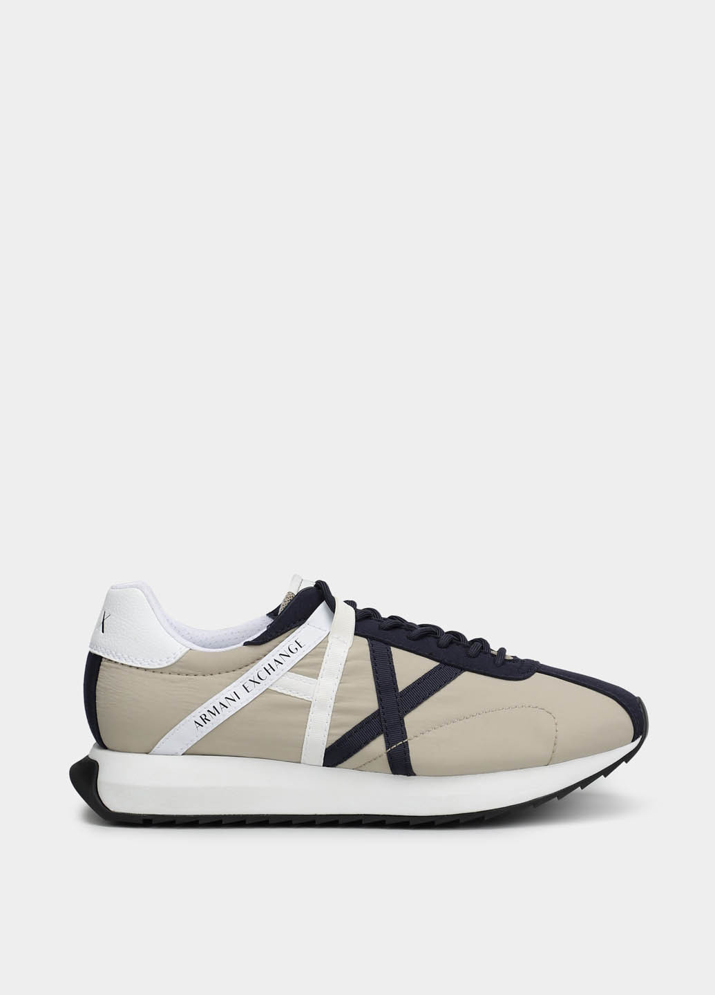 Бежевые демисезонные кроссовки Armani Exchange