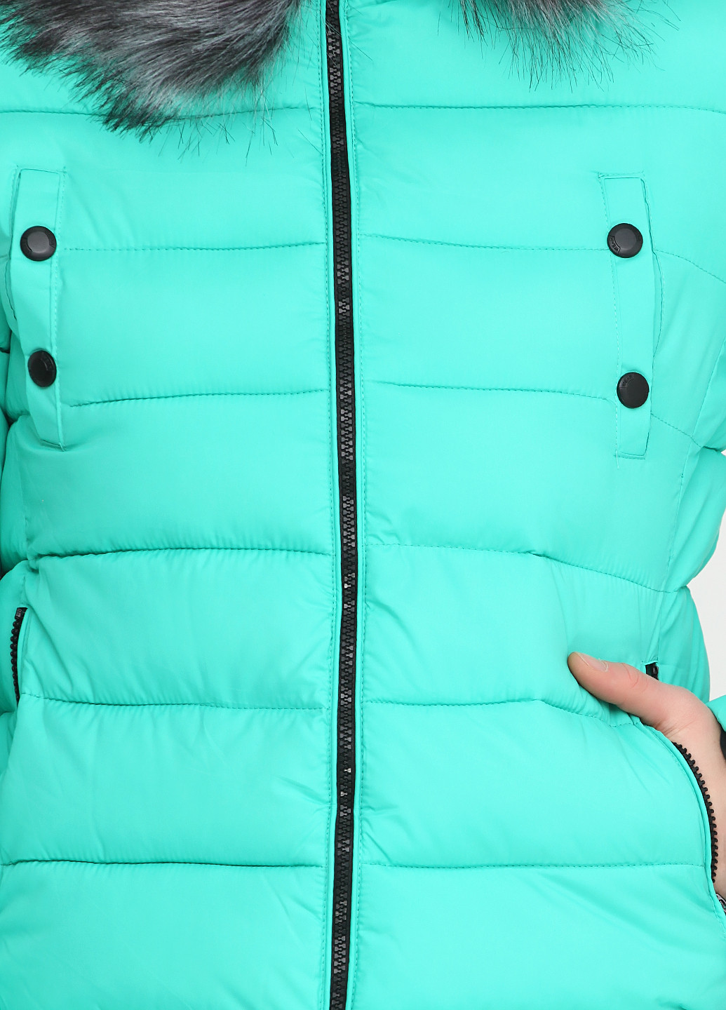 Светло-зеленая зимняя куртка Xueziyu