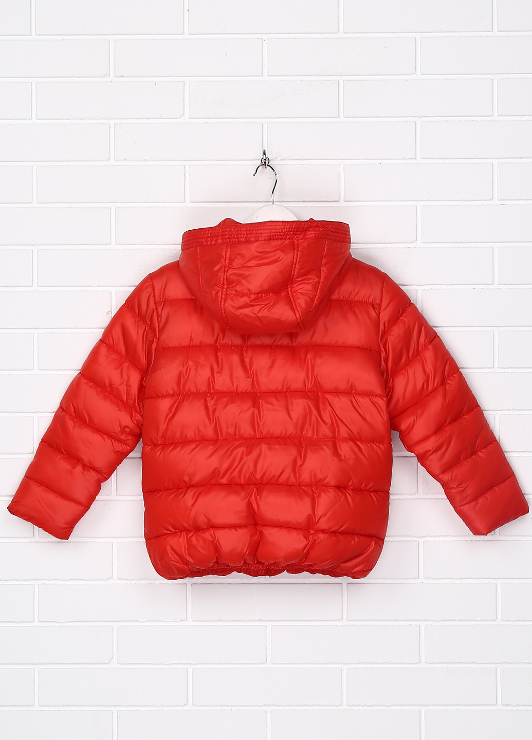 Красная зимняя куртка Mayoral