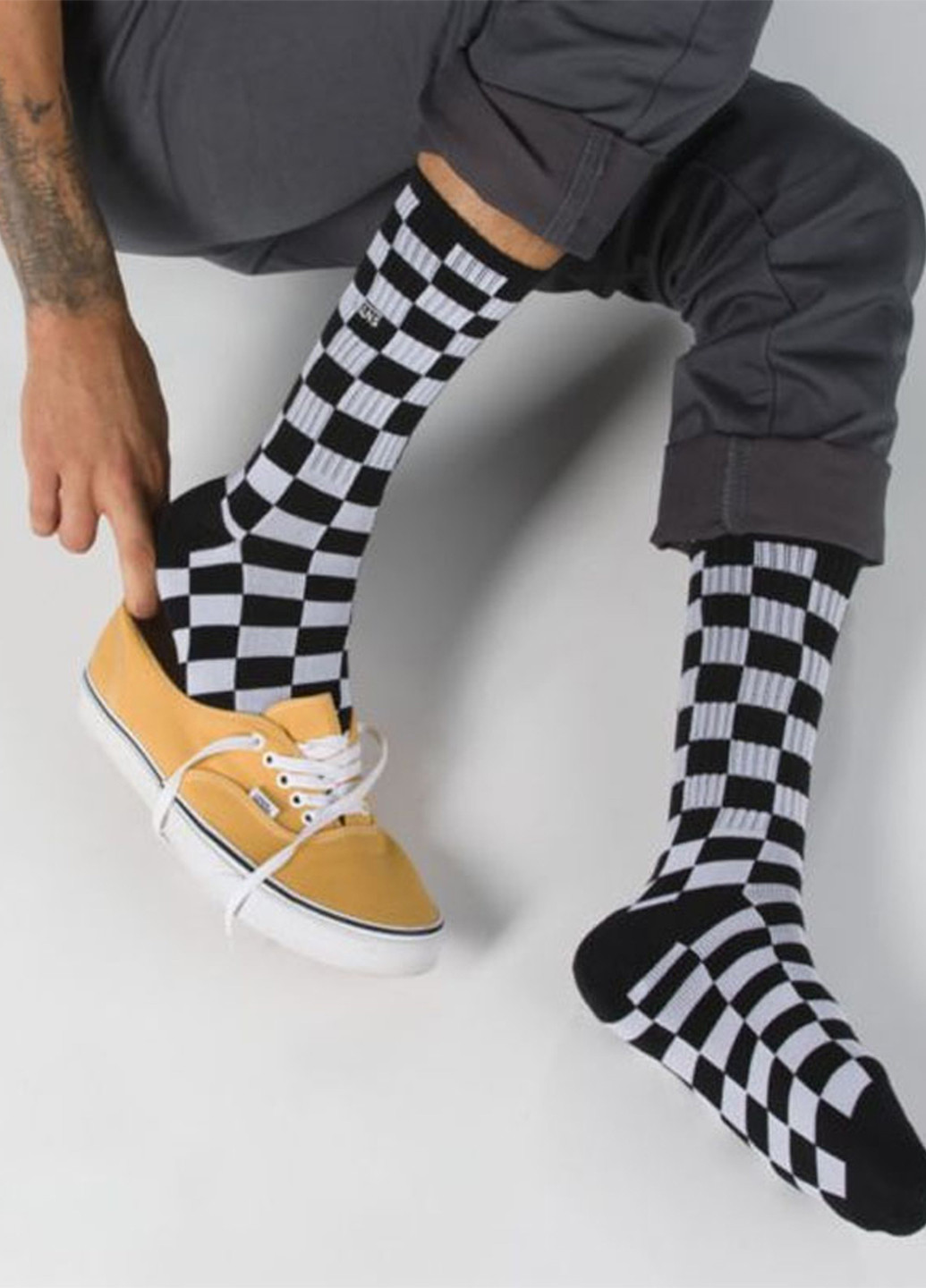 Чорно-білі шкарпетки Vans клітинка (327373901)