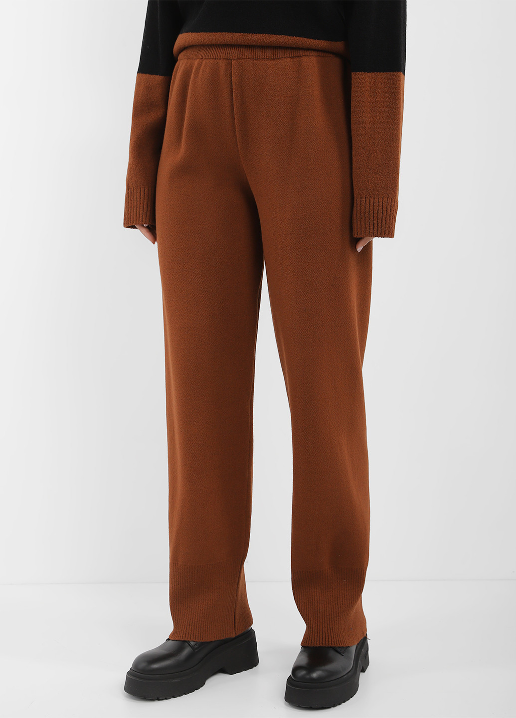 Светло-коричневые кэжуал демисезонные прямые брюки Sewel