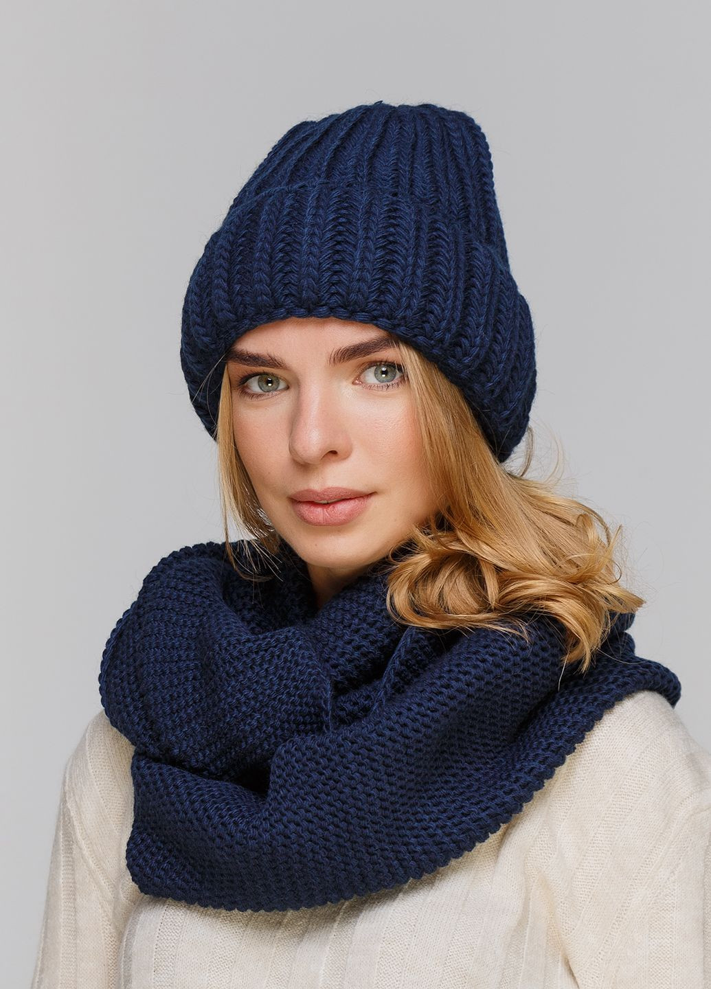 Теплий зимовий комплект (шапка, шарф-снуд) на флісовій підкладці та відворотом 660008 DeMari софа (239417857)