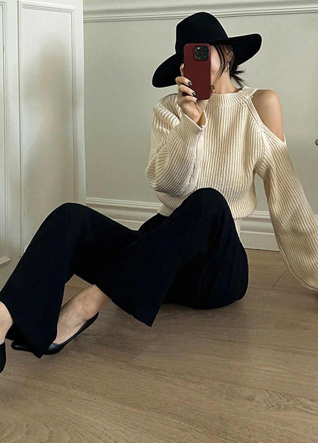 Кремовий демісезонний светр SHEIN