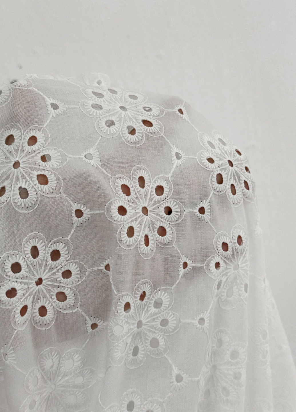 Белое кэжуал платье клеш, с открытой спиной SHEIN однотонное