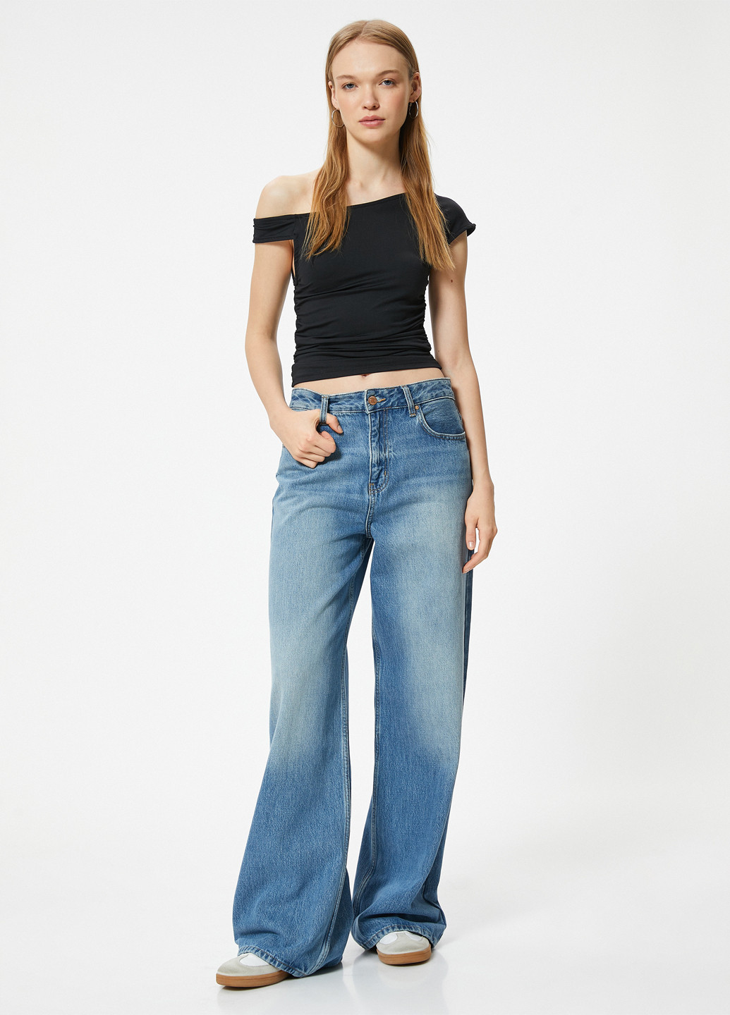 Чорна блуза KOTON