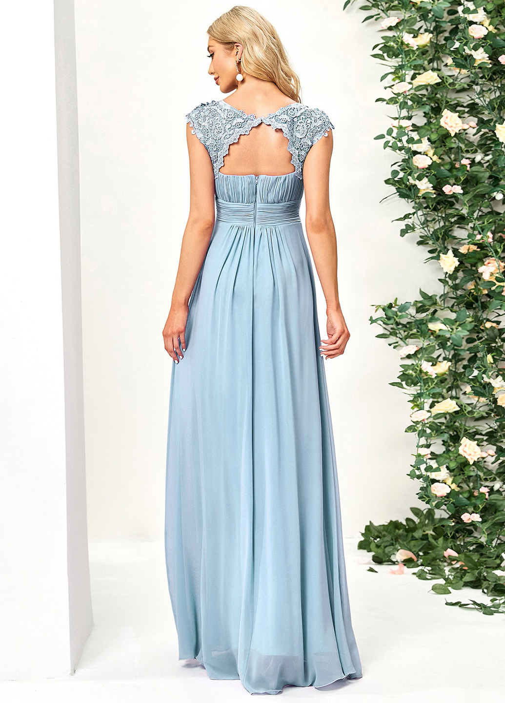 Світло-блакитна вечірня сукня в грецькому стилі, з спідницею-сонце, з відкритою спиною SHEIN однотонна