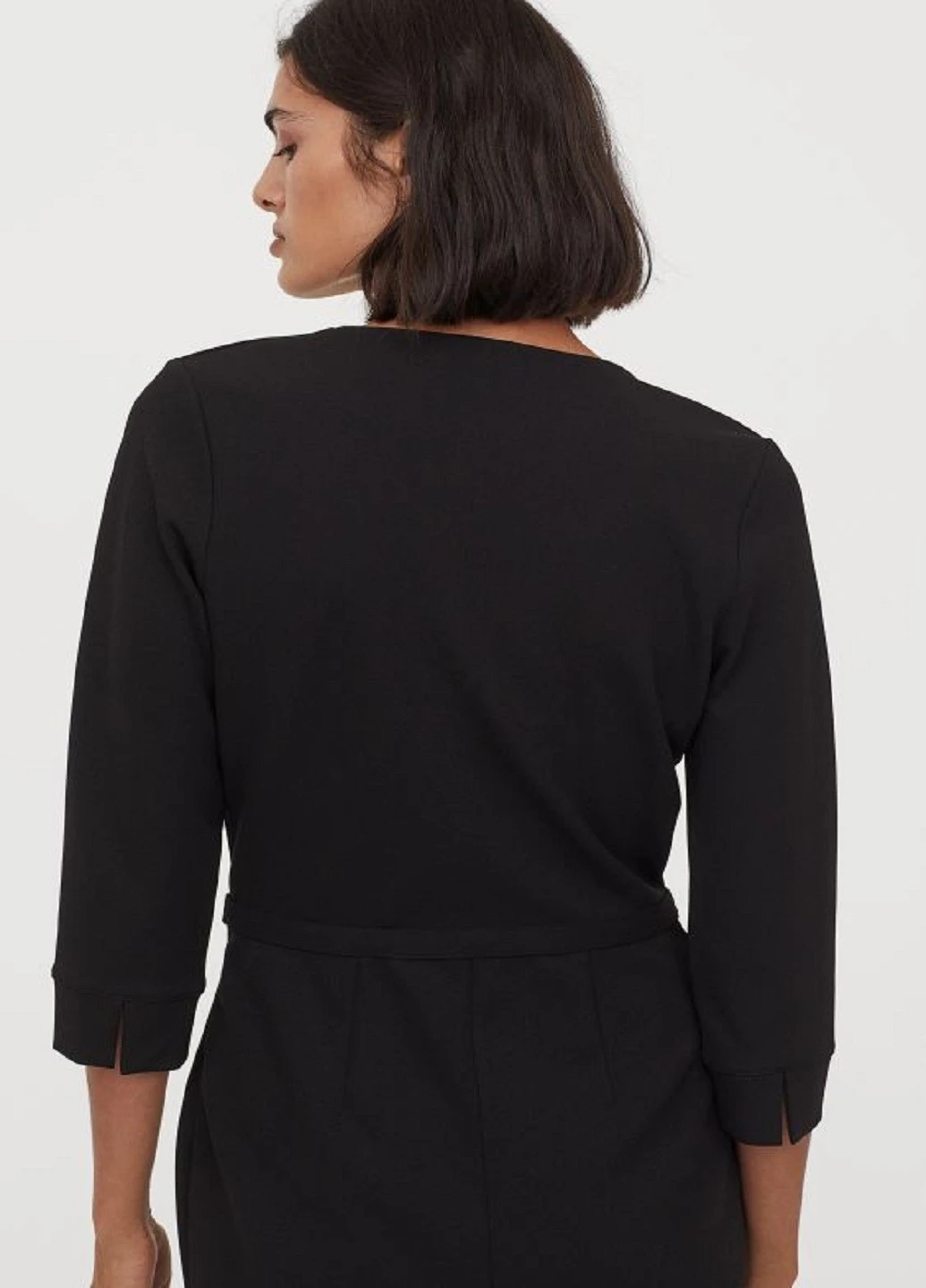 Черное платье H&M однотонное