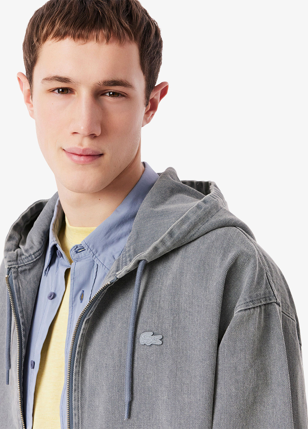 Серая демисезонная куртка Lacoste