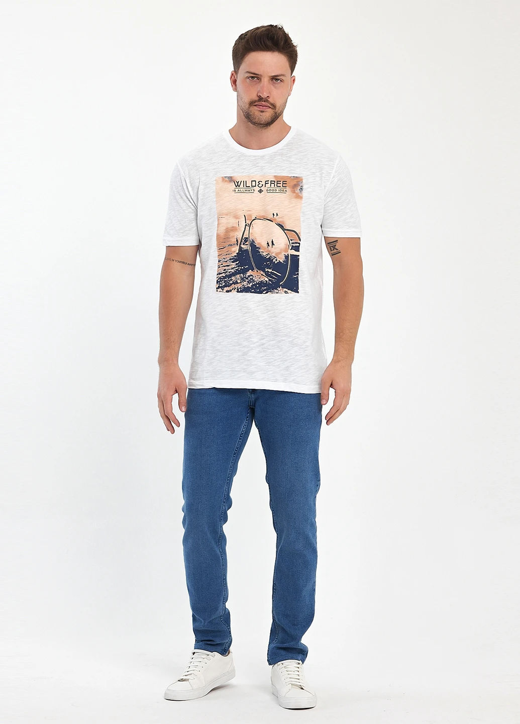 Белая футболка Trend Collection