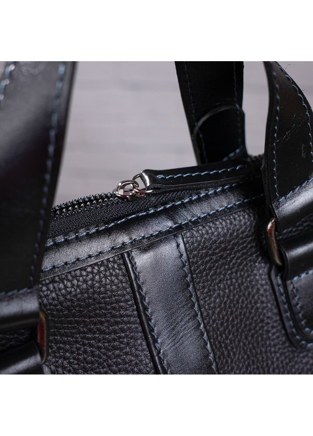 Чоловіча шкіряна сумка 30х34х6 см Shvigel (252131202)