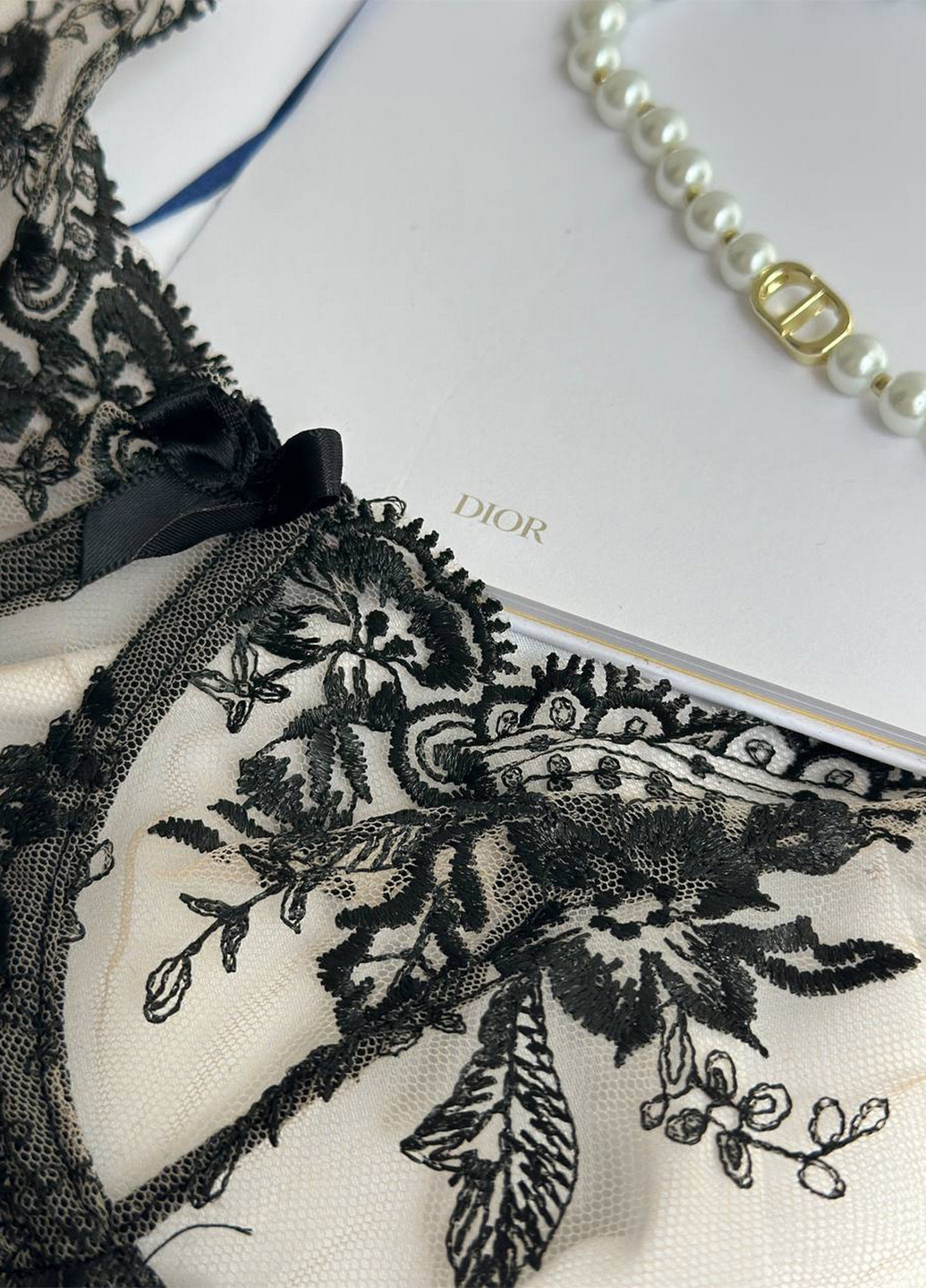 Черный демисезонный комплект (бюстгальтер, трусики) NOVA VEGA