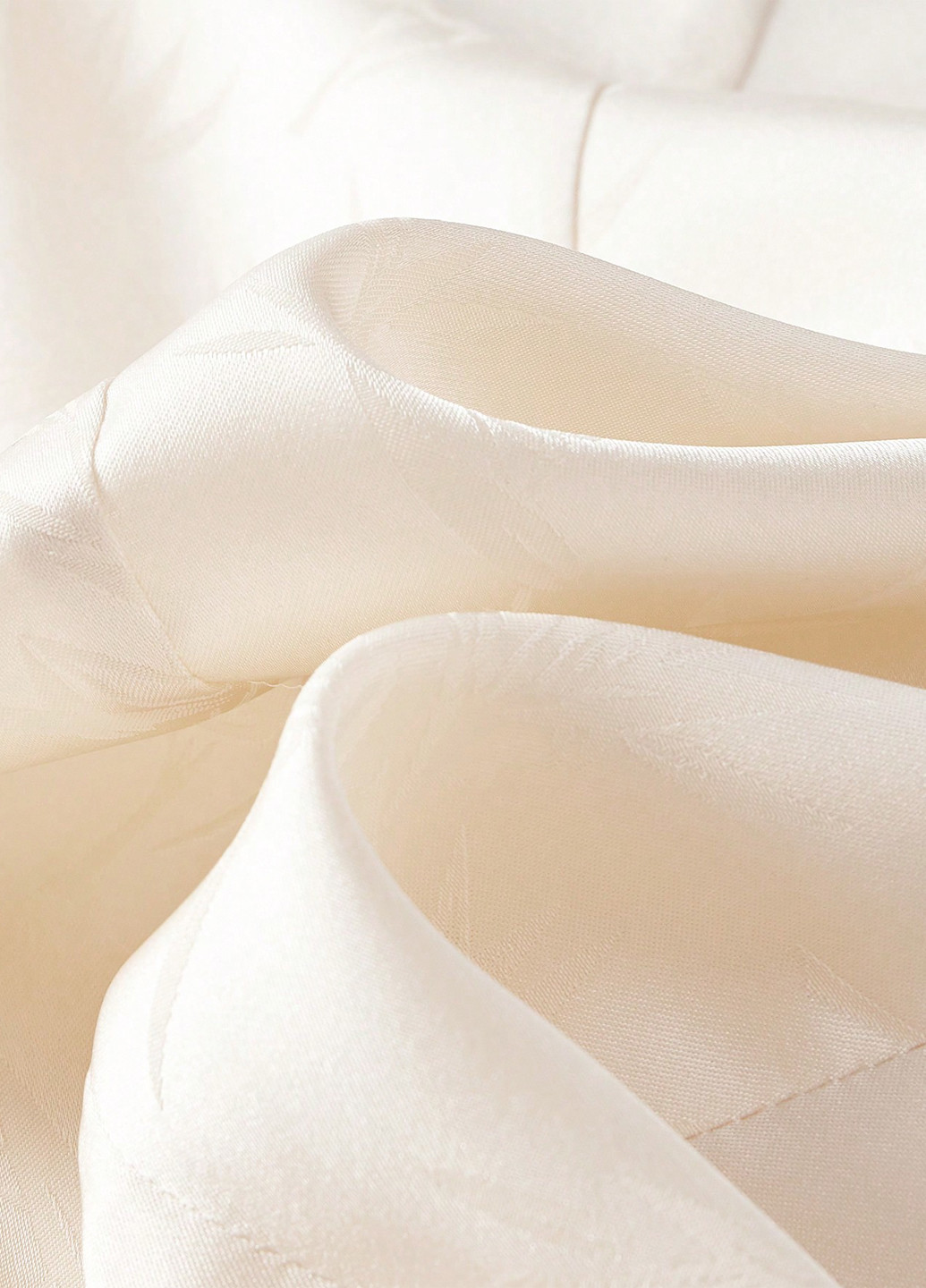 Кремова блуза на запах SHEIN