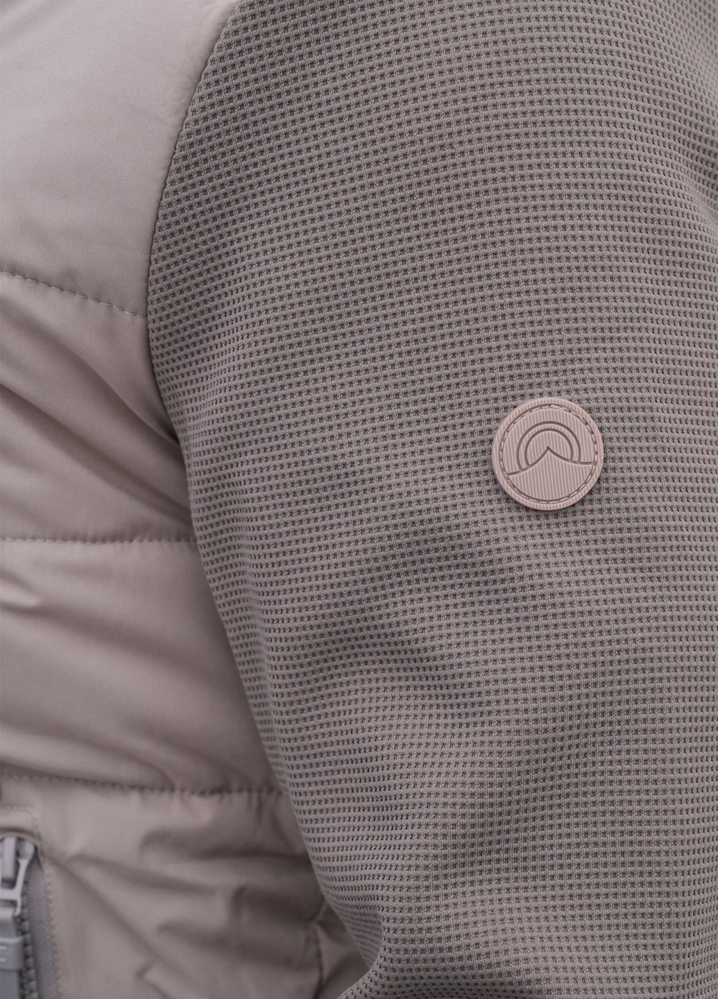 Светло-серая демисезонная куртка K.O.R