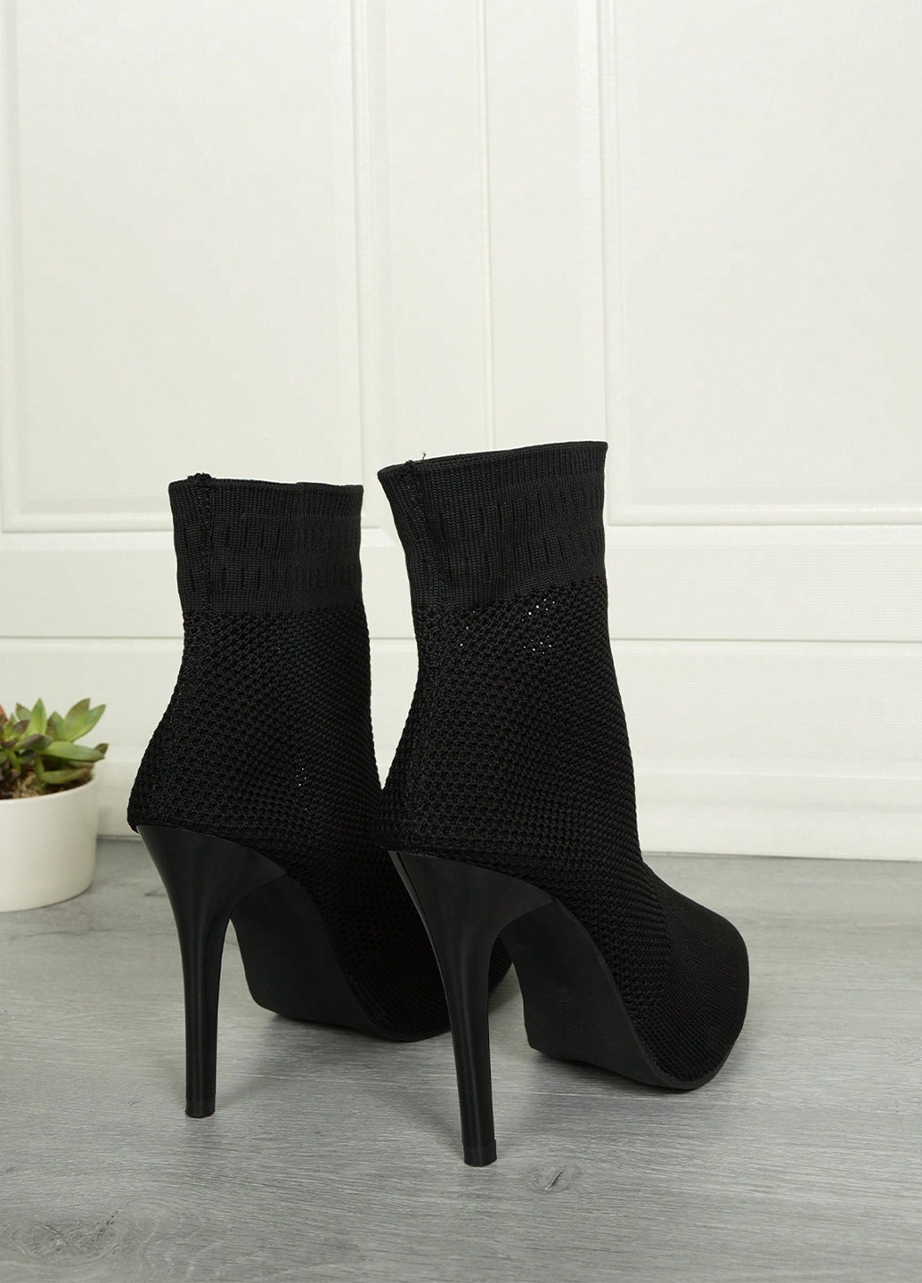 Чорні демісезонна ботильйони SHEIN