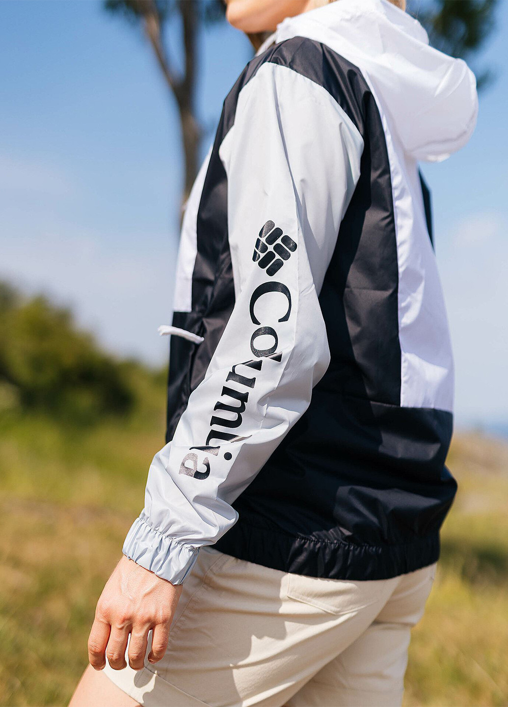 Черно-белая демисезонная куртка Columbia