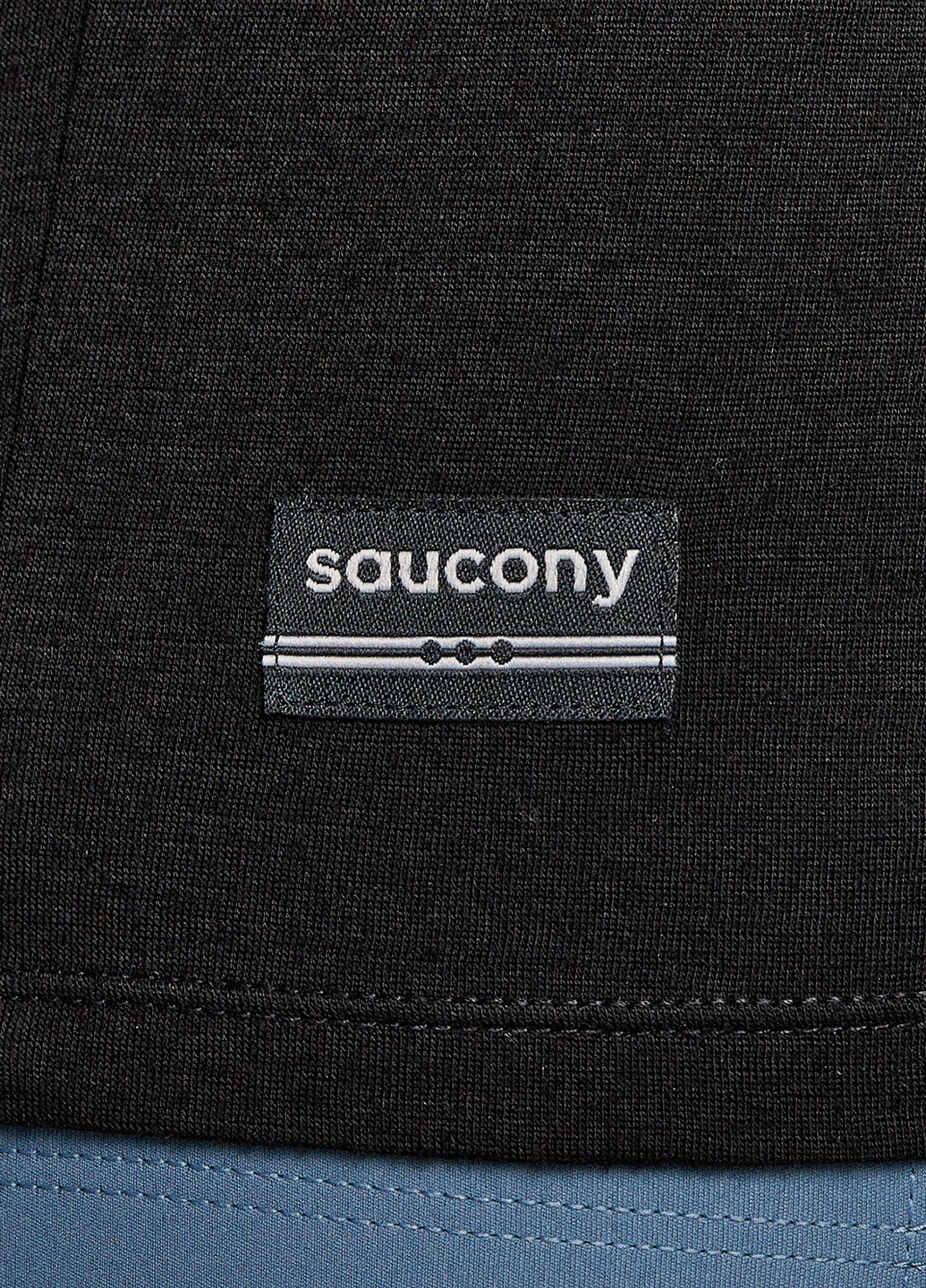 Черный демисезонный спортивный лонгслив Saucony с логотипом