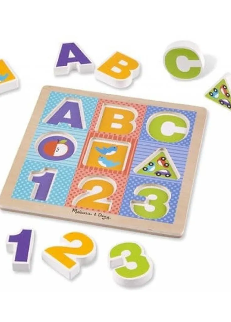 Развивающая игрушка Формовой пазл Буквы/Цифры (MD1899) Melissa&Doug Формовой пазл Буквы/Цифры (203978677)