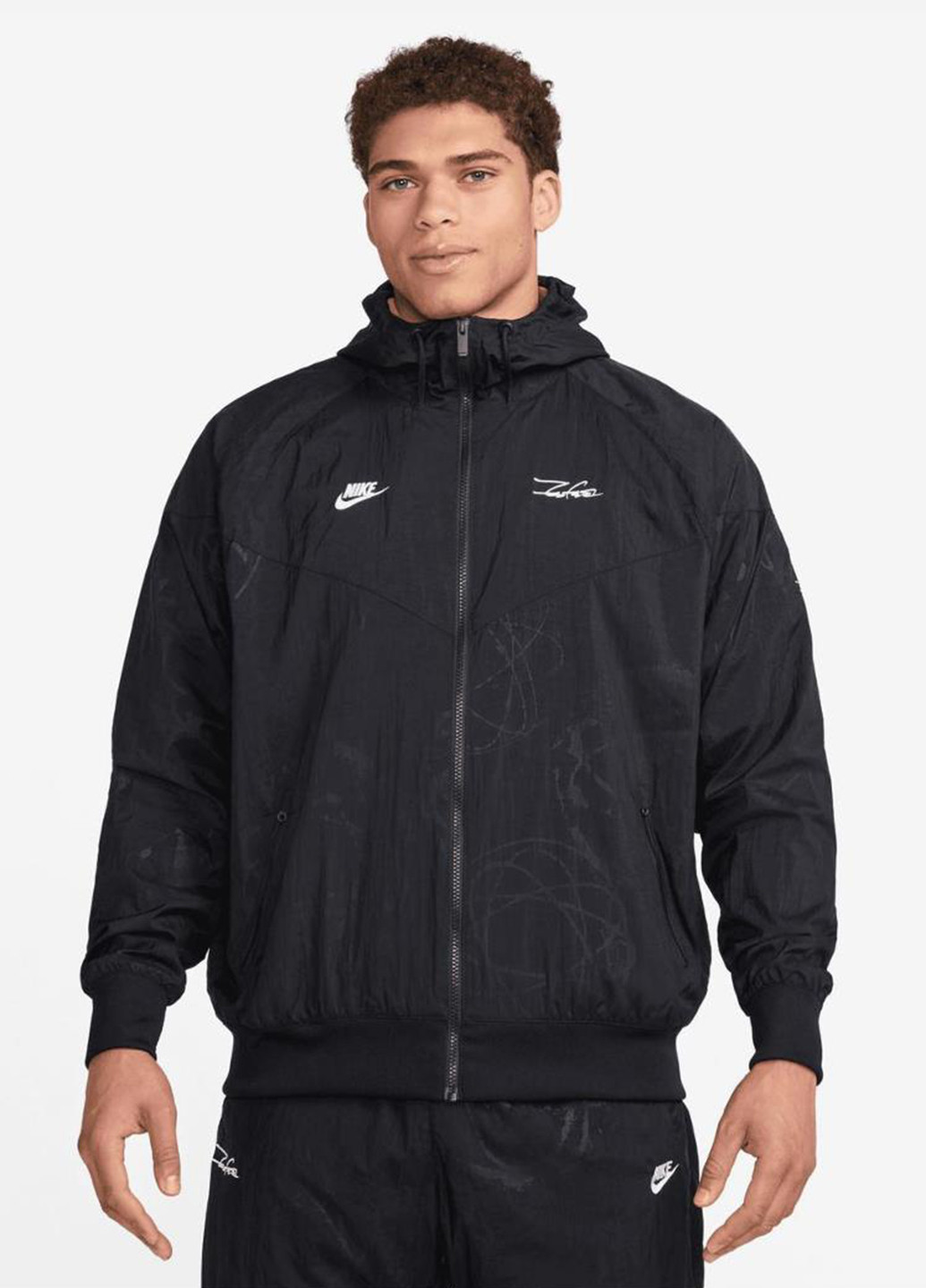 Чорна демісезонна вітровка Nike M NSW BREAKING LND WR JKT