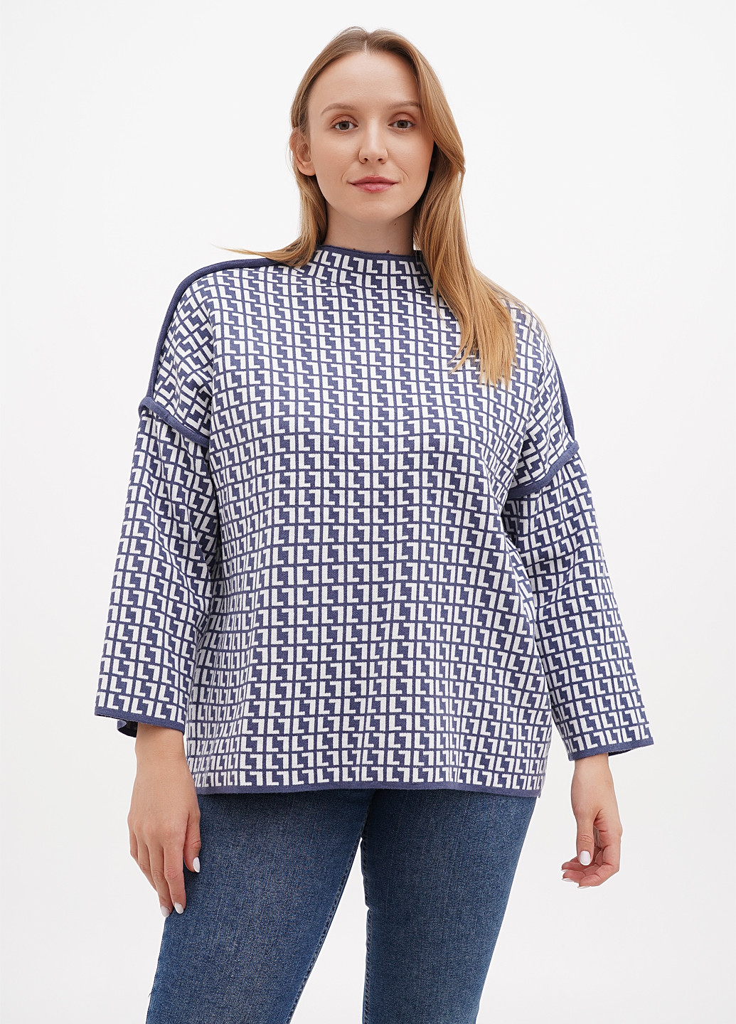 Темно-голубой демисезонный свитер Kiss Me