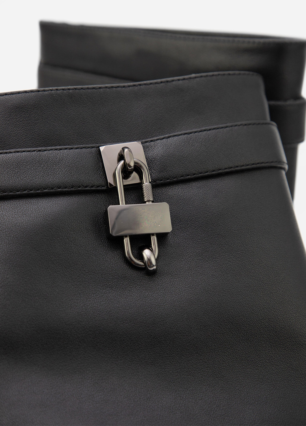 Черные осенние полусапоги Respect