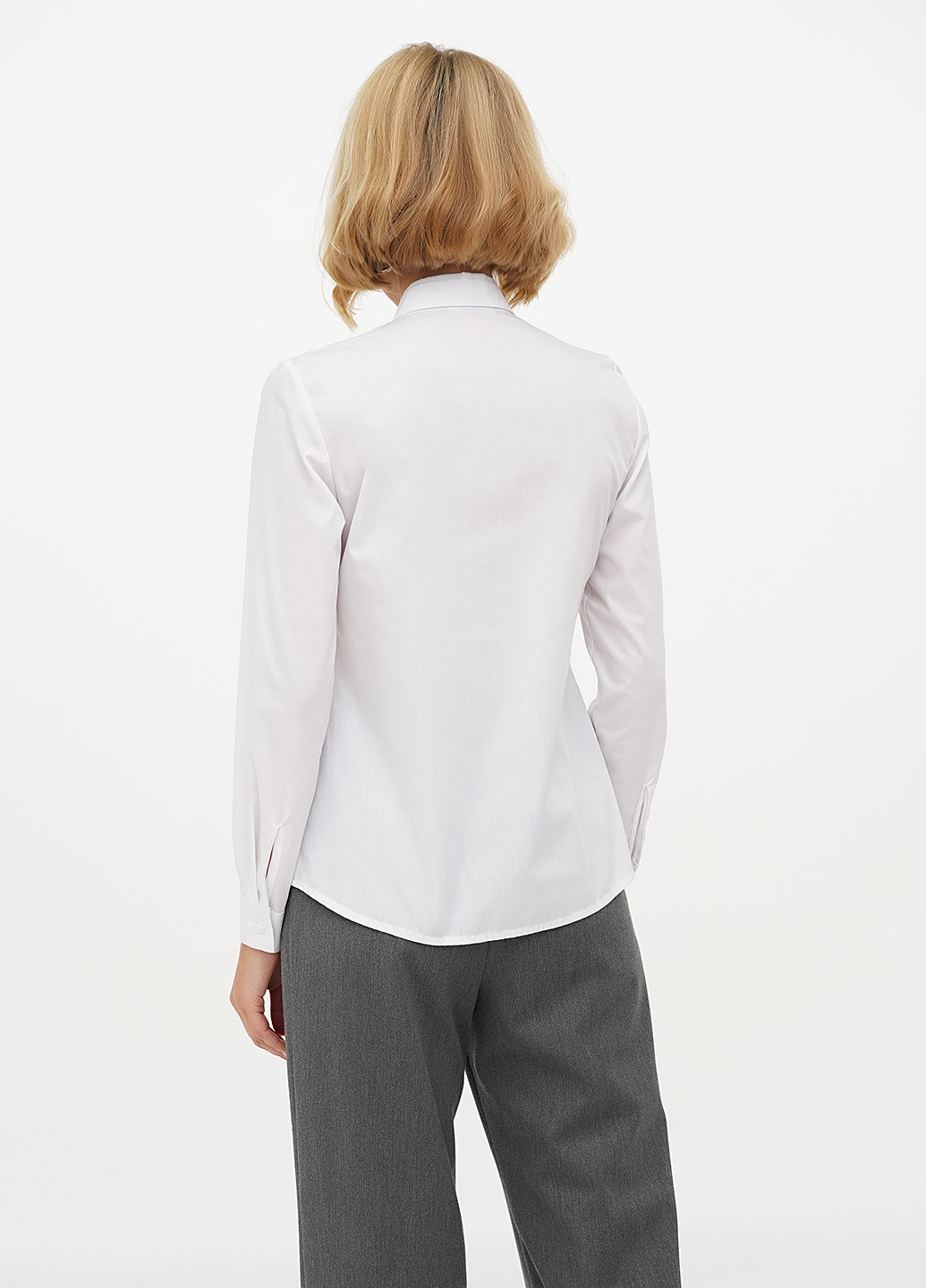 Белая демисезонная блуза полуприлегающая KASTA design