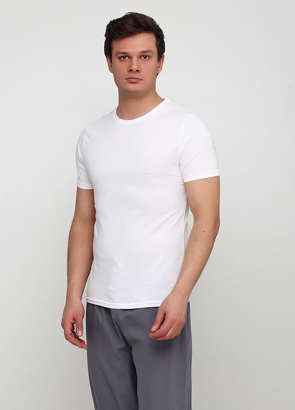 Біла демісезонна футболка Livergy