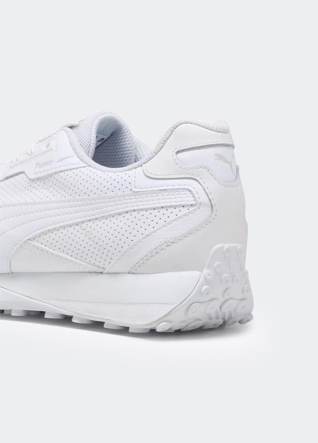 Білі Осінні кросівки 39382301 Puma Blacktop Rider Leather